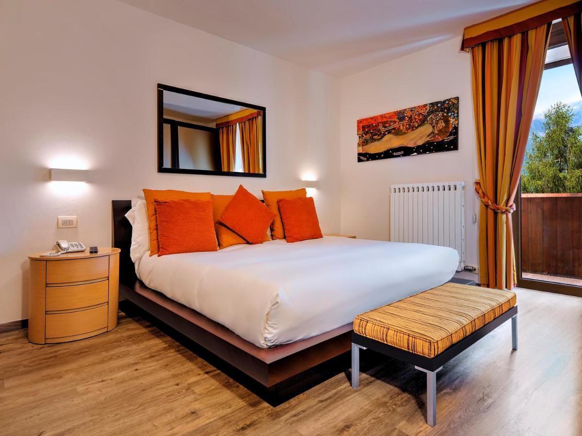 Luna Wellness Hotel Фолгарида Екстериор снимка